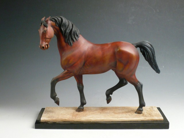 CHEVAL ALEZAN